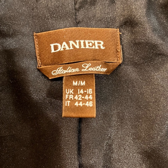 Classic Danier Herringbone Print Wool Coat with Leather trim and sleeves - Picture 9 of 9